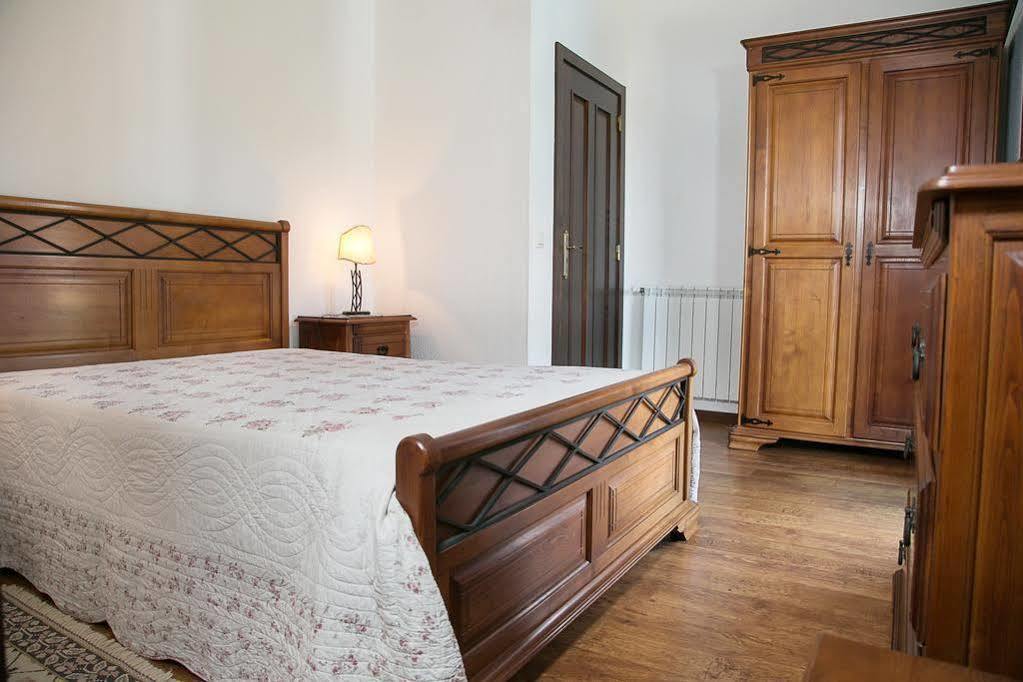 Solar Dos Almeidas - Turismo De Habitacao Bed & Breakfast Транкозо Екстериор снимка